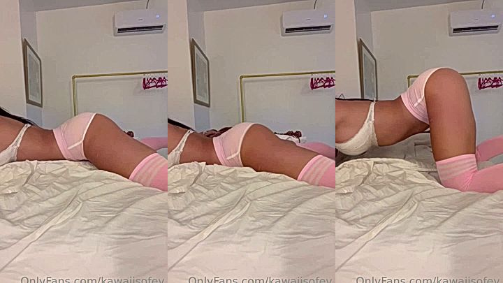 onlyfans leaked video of Aishah Sofey lying on the bed shaking her ass