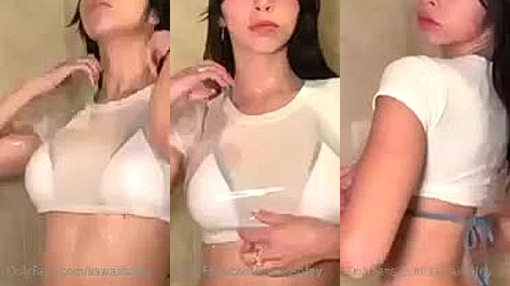 Aishah Sofey posing in a sexy lingerie in newly leaked onlyfans video
